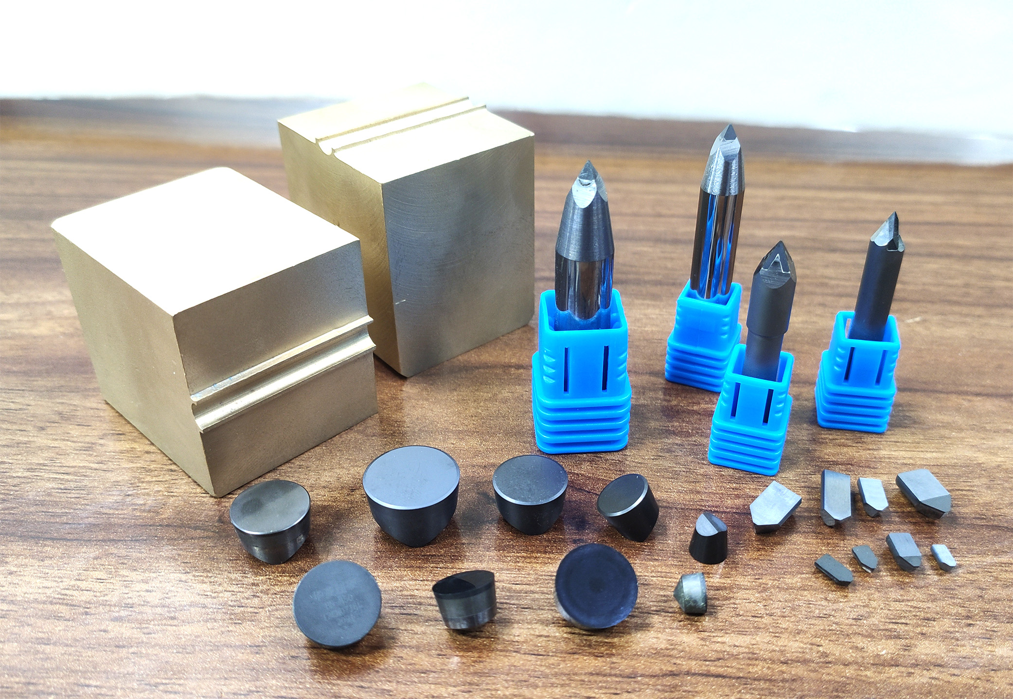 為何華菱CBN刀具在軋輥加工領域的使用效果如此出色？